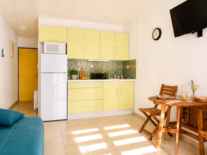 Cuisine équipée du studio Horizon Marin